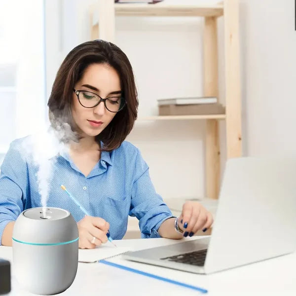 Glow Breeze USB Portable Humidifier & Essential Oil Diffuser